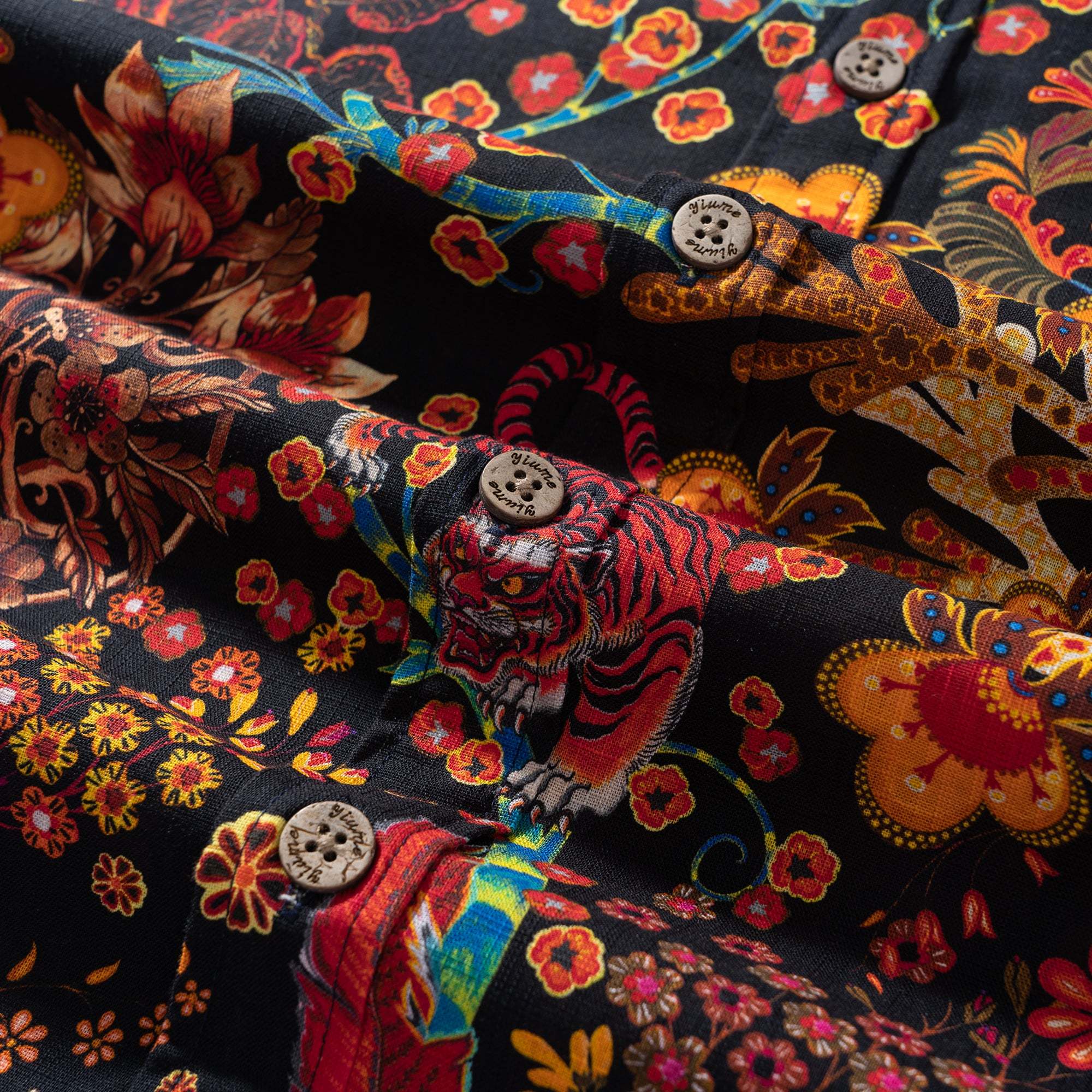 Men's Hawaiian Shirt Long Sleeve Button-down Shirt 100% Cotton Red  Aloha Blazing Tiger