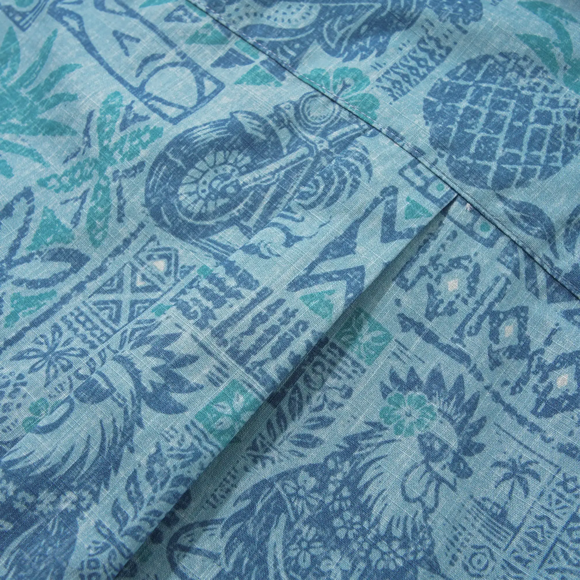 Men's Hawaiian Shirt Short Sleeve Button-down 100% Cotton Blue Rooster Aloha The Bone Voyage